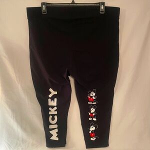 Torrid x Disney Mickey Mouse Black Crop Legging Size 4X